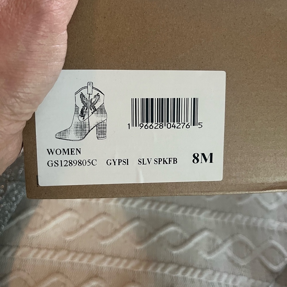 New! MIA Brand “Gypsie” style Gray Sparkle Western Boots Women’s size 8 - Picture 2 of 13